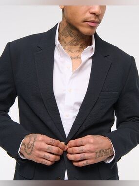ABERCROMBIE & FITCH Slim Fit Navy Seersucker Textured Blazer